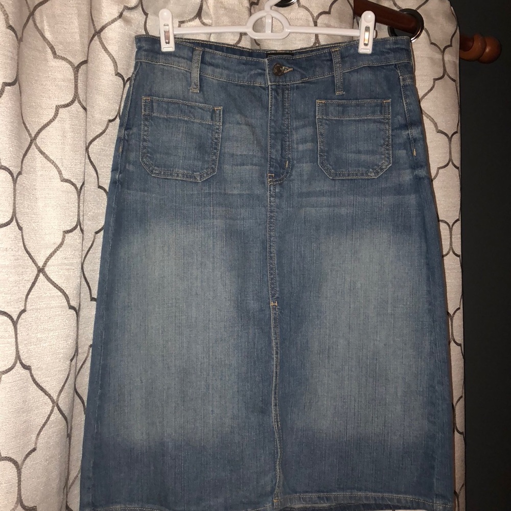 Gap denim skirt